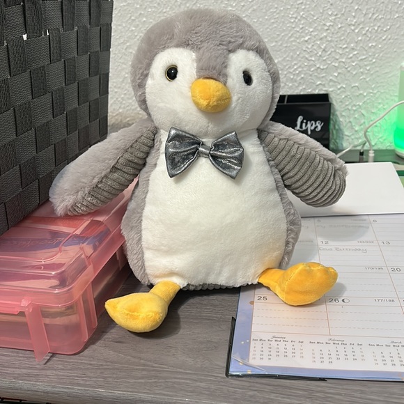 Polar the Penguin - Scentsy - Picture 2 of 2